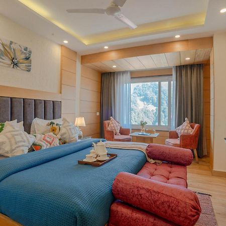 Perfectstayz Premium At Mall Road Массури Экстерьер фото