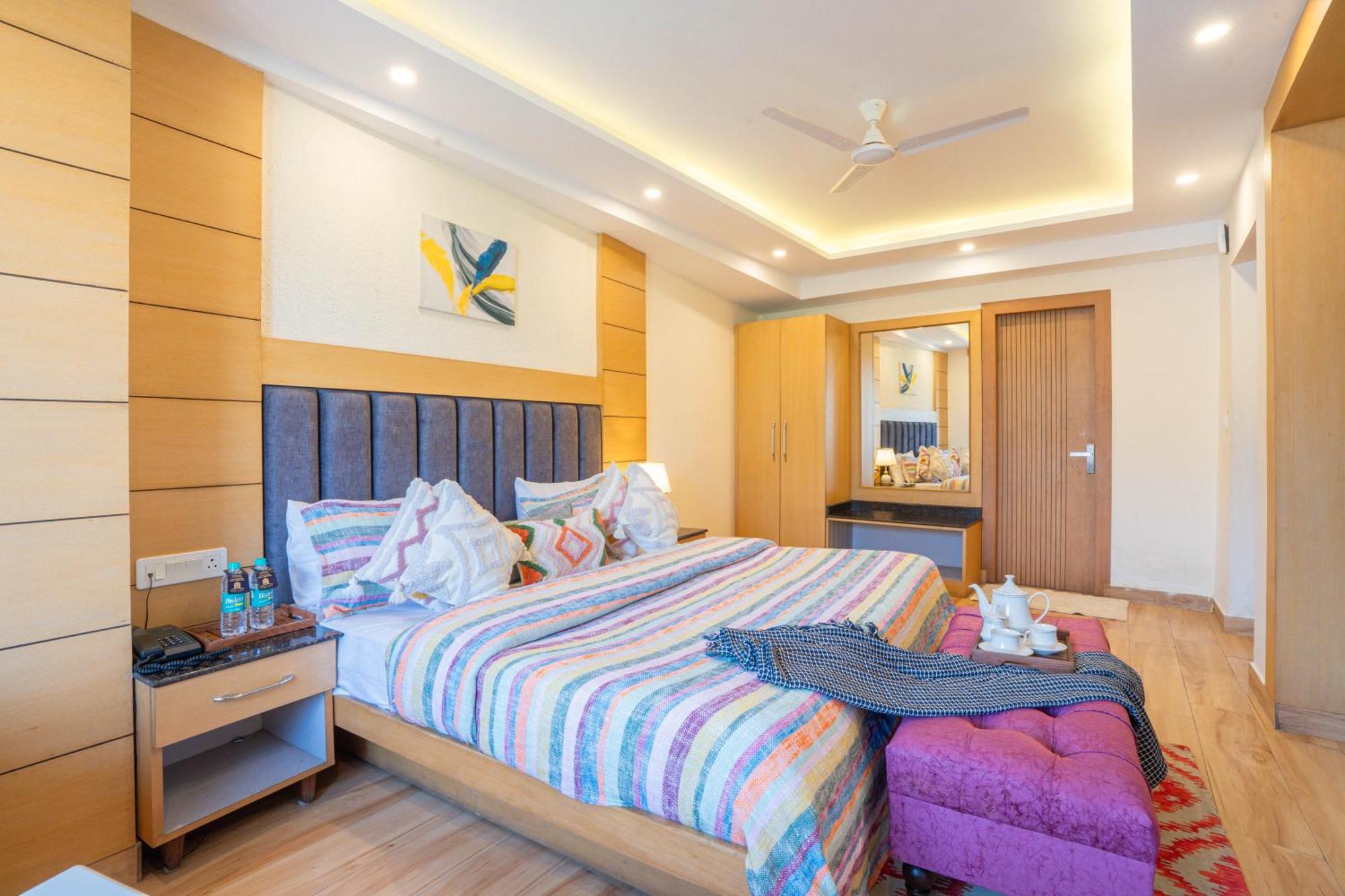 Perfectstayz Premium At Mall Road Массури Экстерьер фото