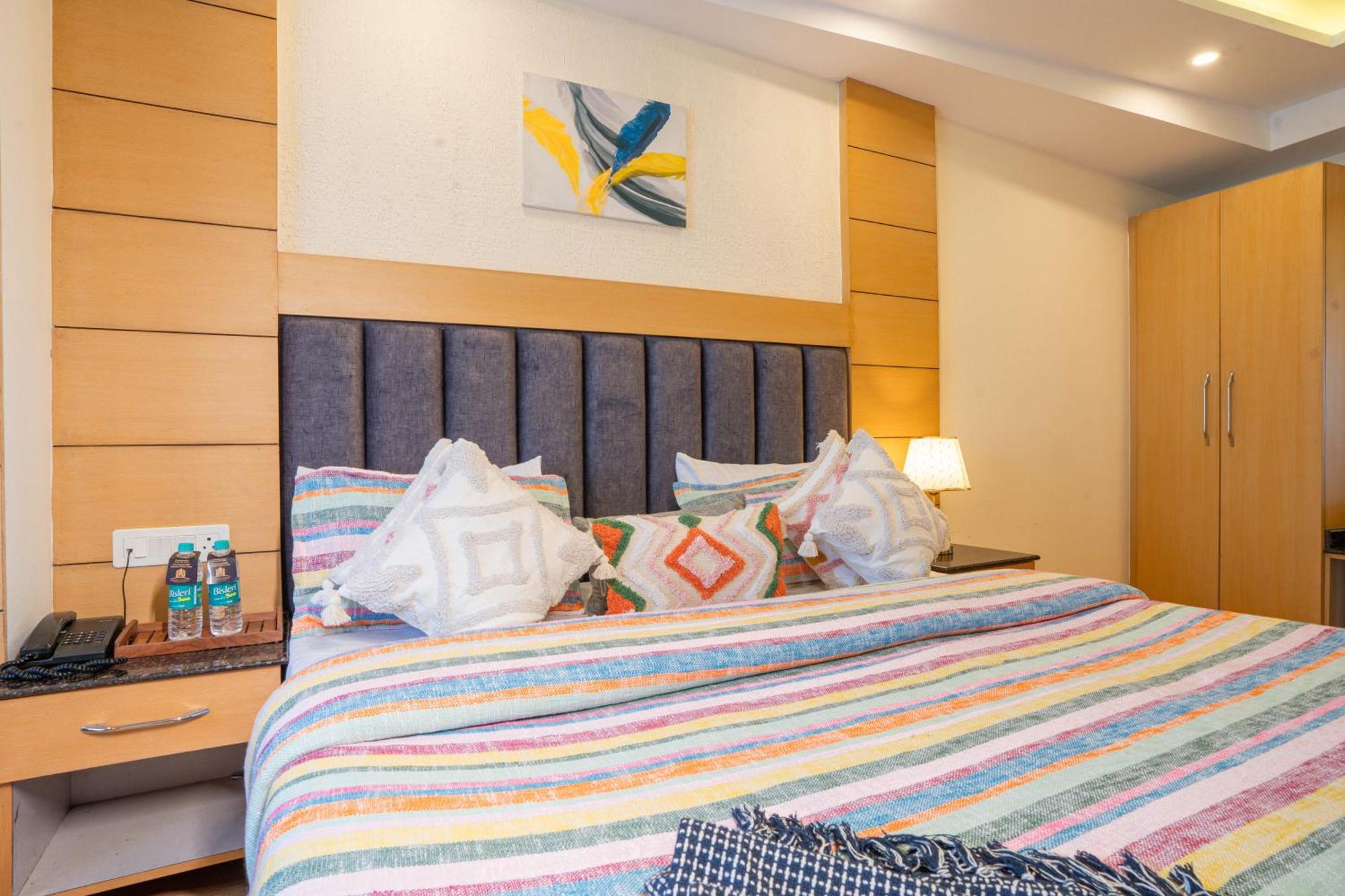 Perfectstayz Premium At Mall Road Массури Экстерьер фото