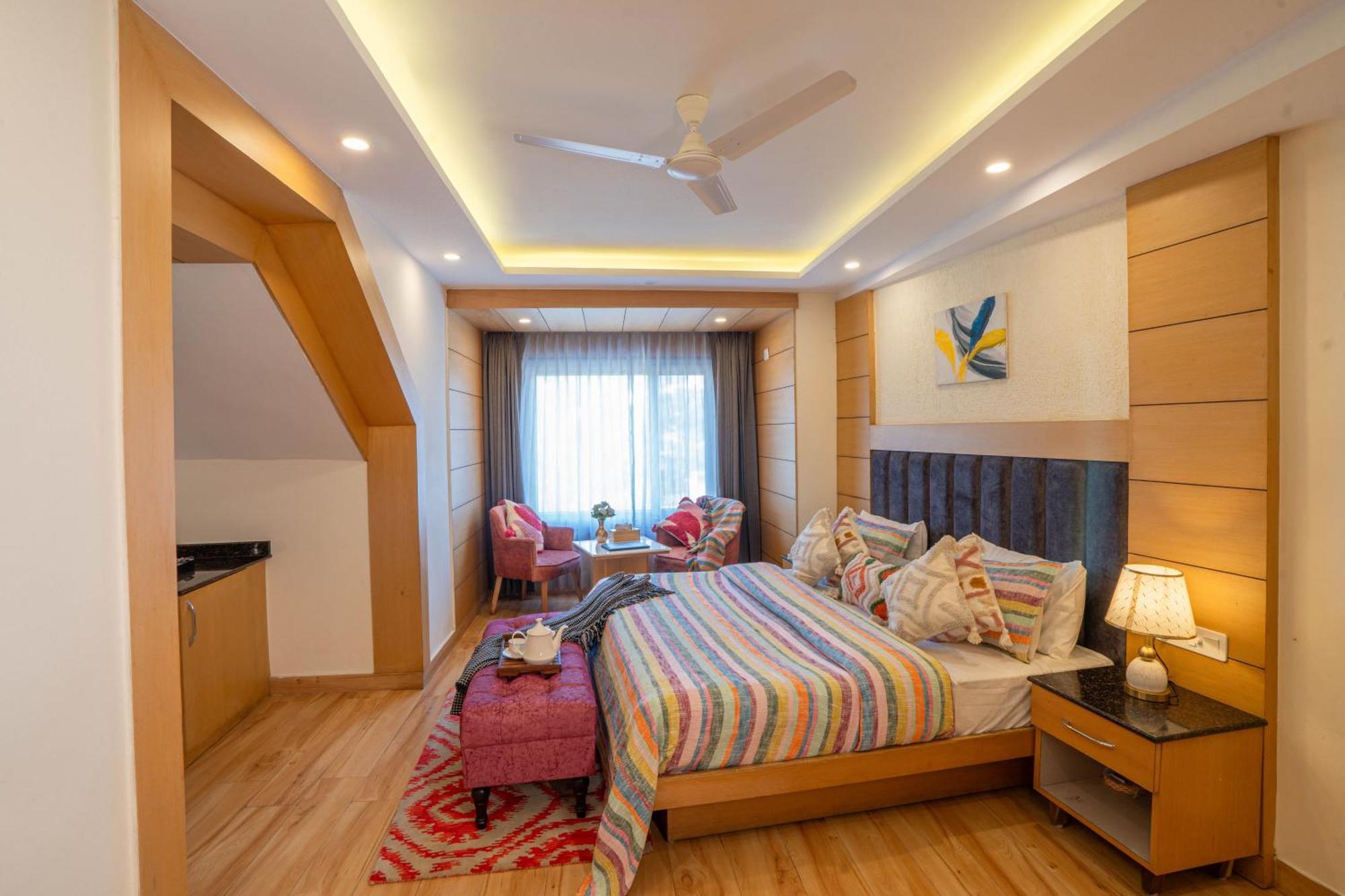 Perfectstayz Premium At Mall Road Массури Экстерьер фото