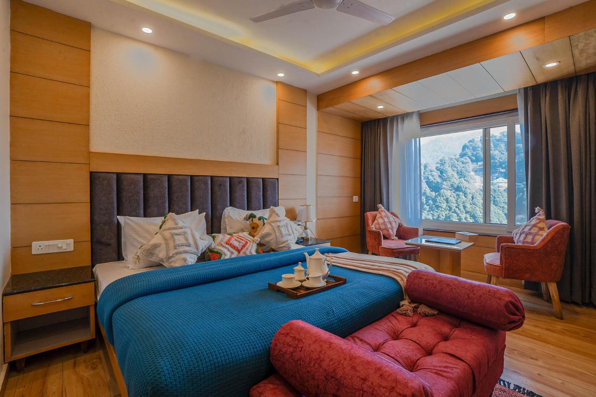 Perfectstayz Premium At Mall Road Массури Экстерьер фото